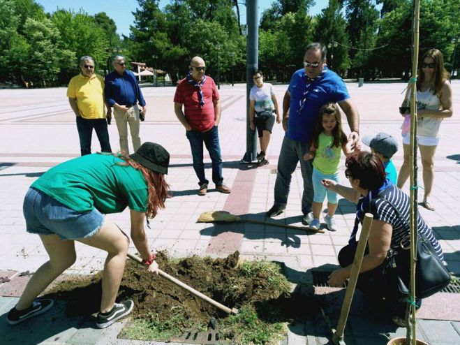 Τρίπολη | Δενδροφύτευση από Προσκόπους στην Πλατεία Άρεως! (εικόνες)