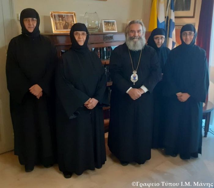 &Mu;&omicron;&nu;&alpha;&chi;έ&sigmaf; &tau;&eta;&sigmaf; &Mu;&omicron;&nu;ή&sigmaf; &Lambda;&omicron;&upsilon;&kappa;&omicron;ύ&sigmaf; &sigma;&tau;&omicron; &Mu;&eta;&tau;&rho;&omicron;&pi;&omicron;&lambda;ί&tau;&eta; &Mu;ά&nu;&eta;&sigmaf;