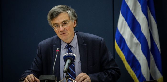 &Tau;&sigma;&iota;ό&delta;&rho;&alpha;&sigmaf; &gamma;&iota;&alpha; &kappa;&omicron;&rho;&omega;&nu;&omicron;ϊό: "&Alpha;&upsilon;&tau;ή &tau;&eta; &sigma;&tau;&iota;&gamma;&mu;ή &pi;&alpha;&rho;&alpha;&mu;έ&nu;&omicron;&upsilon;&mu;&epsilon; &mu;ί&alpha; &alpha;&pi;ό &tau;&iota;&sigmaf; &alpha;&sigma;&phi;&alpha;&lambda;έ&sigma;&tau;&epsilon;&rho;&epsilon;&sigmaf; &chi;ώ&rho;&epsilon;&sigmaf; &tau;&omicron;&upsilon; &kappa;ό&sigma;&mu;&omicron;&upsilon;"