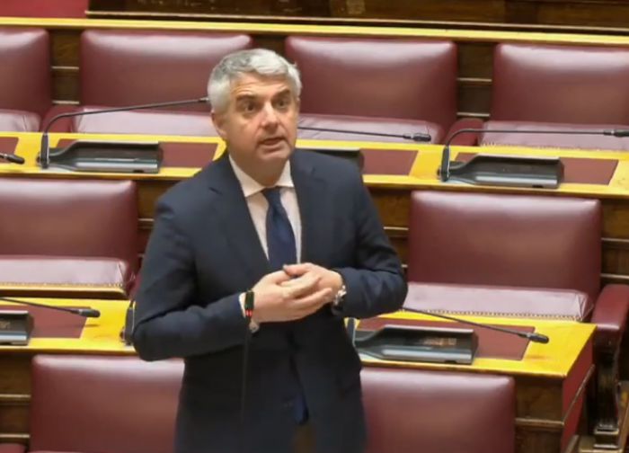 &Nu;&alpha; &sigma;&upsilon;&mu;&pi;&epsilon;&rho;&iota;&lambda;&eta;&phi;&theta;&omicron;ύ&nu; &kappa;&alpha;&iota; &omicron;&iota; &kappa;ά&tau;&omicron;&iota;&kappa;&omicron;&iota; &tau;&eta;&sigmaf; &Mu;&epsilon;&gamma;&alpha;&lambda;ό&pi;&omicron;&lambda;&eta;&sigmaf; &sigma;&tau;&omicron; &kappa;&omicron;&iota;&nu;&omega;&nu;&iota;&kappa;ό &omicron;&mu;ό&lambda;&omicron;&gamma;&omicron; &tau;&eta;&sigmaf; &Delta;&Epsilon;&Eta; &zeta;&eta;&tau;ά &omicron; &Kappa;&omega;&nu;&sigma;&tau;&alpha;&nu;&tau;&iota;&nu;ό&pi;&omicron;&upsilon;&lambda;&omicron;&sigmaf;