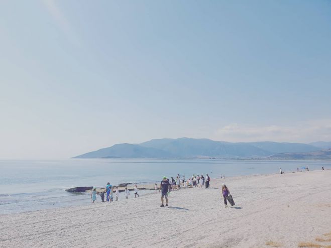 &Epsilon;&theta;&epsilon;&lambda;&omicron;&nu;&tau;έ&sigmaf; &kappa;&alpha;&theta;ά&rho;&iota;&sigma;&alpha;&nu; &alpha;&pi;ό &tau;&iota;&sigmaf; "&Pi;ό&rho;&tau;&epsilon;&sigmaf;" &omega;&sigmaf; &tau;&eta;&nu; "&Kappa;&alpha;&lambda;&lambda;&iota;&sigma;&tau;ώ"! (&epsilon;&iota;&kappa;ό&nu;&epsilon;&sigmaf;)