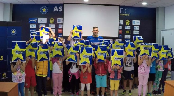 &Sigma;&tau;&omicron; "&Theta;&epsilon;ό&delta;&omega;&rho;&omicron;&sigmaf; &Kappa;&omicron;&lambda;&omicron;&kappa;&omicron;&tau;&rho;ώ&nu;&eta;&sigmaf;" &mu;&alpha;&theta;&eta;&tau;έ&sigmaf; &alpha;&pi;ό &tau;&omicron; 5&omicron; &Delta;&eta;&mu;&omicron;&tau;&iota;&kappa;ό &Sigma;&chi;&omicron;&lambda;&epsilon;ί&omicron;! (vd)