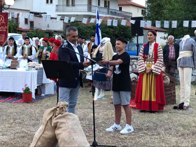 &Eta; &alpha;&nu;ά&rho;&tau;&eta;&sigma;&eta; &Tau;&zeta;&iota;&omicron;ύ&mu;&eta; &gamma;&iota;&alpha; &tau;&eta;&nu; &epsilon;&kappa;&delta;ή&lambda;&omega;&sigma;&eta; &sigma;&tau;&omicron;&nu; Ά&gamma;&iota;&omicron; &Kappa;&omega;&nu;&sigma;&tau;&alpha;&nu;&tau;ί&nu;&omicron; - "&Tau;&omicron; &iota;&sigma;&tau;&omicron;&rho;&iota;&kappa;ό &lsquo;21 &mu;έ&sigma;&alpha; &alpha;&pi;ό &tau;&alpha; &mu;ά&tau;&iota;&alpha; &tau;&omicron;&upsilon; &nu;&epsilon;&alpha;&rho;&omicron;ύ &Beta;&alpha;&sigma;ί&lambda;&eta; &Mu;&alpha;&nu;&omega;&lambda;ό&pi;&omicron;&upsilon;&lambda;&omicron;&upsilon;"