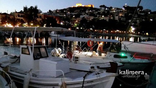 &Epsilon;&rho;&alpha;&sigma;&iota;&tau;έ&chi;&nu;&epsilon;&sigmaf; &psi;&alpha;&rho;ά&delta;&epsilon;&sigmaf; &Tau;&rho;ί&pi;&omicron;&lambda;&eta;&sigmaf; &kappa;&alpha;&iota; &Pi;&alpha;&rho;&alpha;&lambda;ί&omicron;&upsilon; Ά&sigma;&tau;&rho;&omicron;&upsilon;&sigmaf;: "&Epsilon;ί&nu;&alpha;&iota; &pi;&alpha;&rho;ά&lambda;&omicron;&gamma;&eta; &eta; &alpha;&pi;&alpha;&gamma;ό&rho;&epsilon;&upsilon;&sigma;&eta; &tau;&omicron;&upsilon; &psi;&alpha;&rho;έ&mu;&alpha;&tau;&omicron;&sigmaf;. &Sigma;&epsilon; &pi;&omicron;&iota;&omicron;&nu; &theta;&alpha; &mu;&epsilon;&tau;&alpha;&delta;ώ&sigma;&omicron;&upsilon;&mu;&epsilon; &tau;&omicron;&nu; &iota;ό; &Sigma;&tau;&alpha; &psi;ά&rho;&iota;&alpha;;"