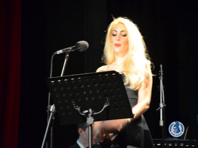 Το Χριστουγεννιάτικο Gala στο Μαλλιαροπούλειο Θέατρο! (vd)