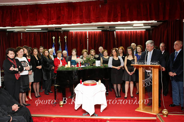 &Eta; &kappa;&omicron;&pi;ή &tau;&eta;&sigmaf; &Pi;&rho;&omega;&tau;&omicron;&chi;&rho;&omicron;&nu;&iota;ά&tau;&iota;&kappa;&eta;&sigmaf; &pi;ί&tau;&alpha;&sigmaf; &alpha;&pi;ό &tau;&eta; &Chi;&omicron;&rho;&omega;&delta;ί&alpha; &Tau;&rho;ί&pi;&omicron;&lambda;&eta;&sigmaf; (&epsilon;&iota;&kappa;ό&nu;&epsilon;&sigmaf;)!