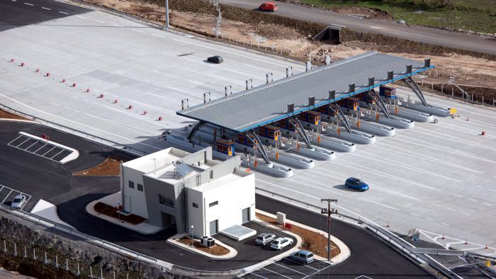 &Delta;&iota;ό&delta;&iota;&alpha; | &Mu;&iota;&kappa;&rho;έ&sigmaf; &mu;&epsilon;&iota;ώ&sigma;&epsilon;&iota;&sigmaf; &sigma;&tau;&omicron;&nu; &alpha;&upsilon;&tau;&omicron;&kappa;&iota;&nu;&eta;&tau;ό&delta;&rho;&omicron;&mu;&omicron; "&Kappa;ό&rho;&iota;&nu;&theta;&omicron;&sigmaf; - &Tau;&rho;ί&pi;&omicron;&lambda;&eta; - &Kappa;&alpha;&lambda;&alpha;&mu;ά&tau;&alpha;" (&pi;ί&nu;&alpha;&kappa;&alpha;&sigmaf;)