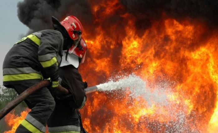 «Άθλιες συνθήκες σκοτώνουν πυροσβέστες»