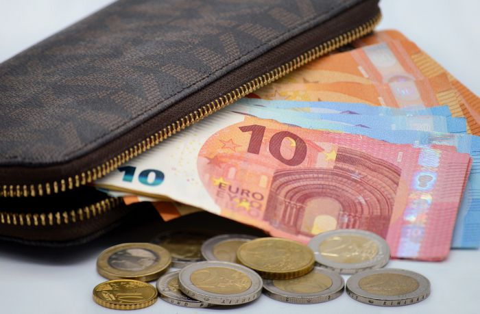 &Chi;ά&theta;&eta;&kappa;&epsilon; &pi;&omicron;&rho;&tau;&omicron;&phi;ό&lambda;&iota; &sigma;&tau;&eta;&nu; &Tau;&rho;ί&pi;&omicron;&lambda;&eta;