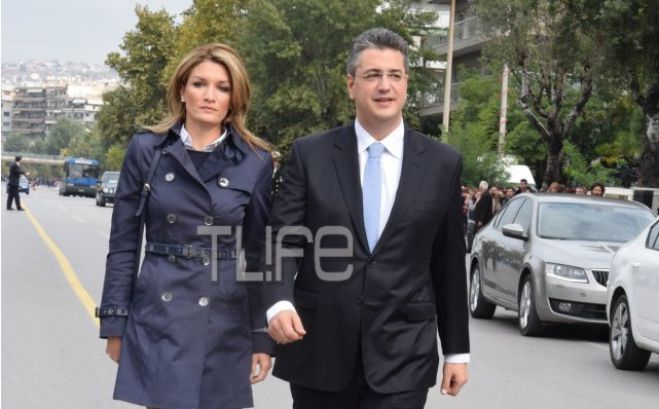 Η Ελεάνα Βλάχου (από την Τρίπολη) μιλά για το  σύζυγό της Απόστολο Τζιτζικώστα και για το ενδεχόμενο να γίνουν γονείς!