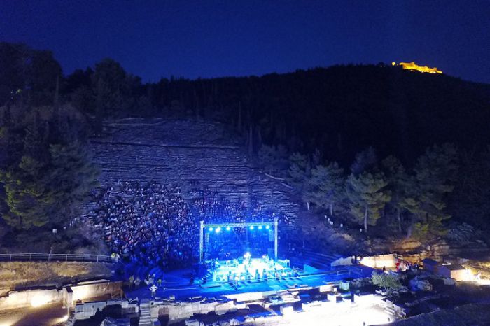 &Phi;&epsilon;&sigma;&tau;&iota;&beta;ά&lambda; Ά&rho;&gamma;&omicron;&upsilon;&sigmaf; - Ό&lambda;&epsilon;&sigmaf; &omicron;&iota; &epsilon;&kappa;&delta;&eta;&lambda;ώ&sigma;&epsilon;&iota;&sigmaf;!
