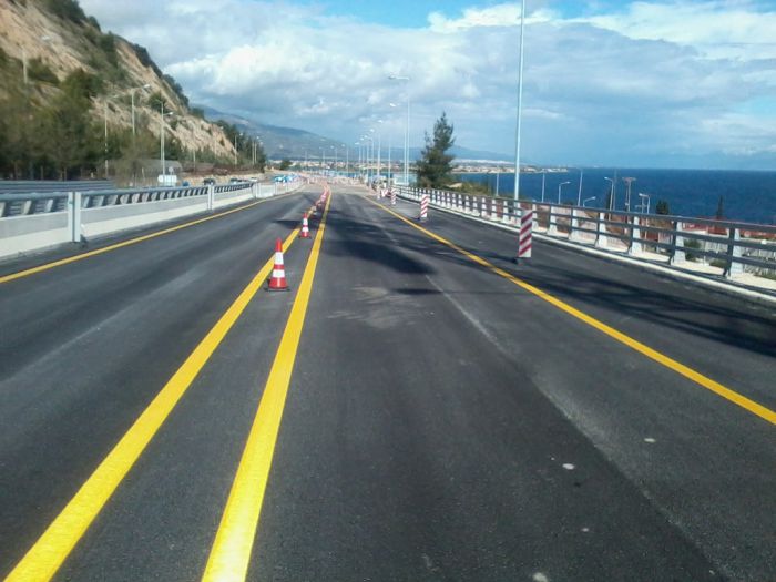 Διακοπή κυκλοφορίας στη νέα εθνική οδό &quot;Κορίνθου - Πατρών&quot;