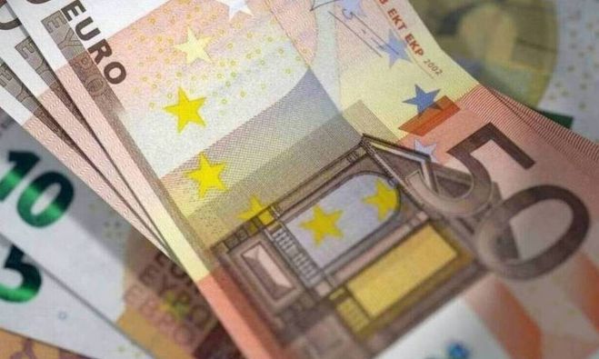 &Gamma;&omicron;&nu;&iota;&kappa;έ&sigmaf; &pi;&alpha;&rho;&omicron;&chi;έ&sigmaf; | &Alpha;&phi;&omicron;&rho;&omicron;&lambda;ό&gamma;&eta;&tau;&epsilon;&sigmaf; έ&omega;&sigmaf; 800.000 &epsilon;&upsilon;&rho;ώ - &Pi;&omicron;&iota;&omicron;&upsilon;&sigmaf; &sigma;&upsilon;&mu;&phi;έ&rho;&epsilon;&iota; &eta; &mu;&epsilon;&tau;&alpha;&beta;ί&beta;&alpha;&sigma;&eta;