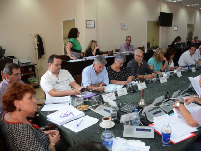 Ο Δήμος Πατρέων δίνει 13ο και 14ο μισθό σε όλους τους εργαζόμενους!