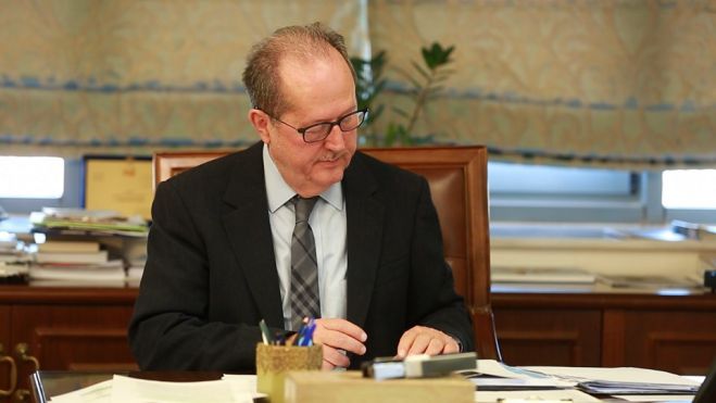 &Sigma;&tau;&eta;&nu; &Tau;&rho;ί&pi;&omicron;&lambda;&eta; &sigma;ή&mu;&epsilon;&rho;&alpha; &omicron; &Pi;&alpha;&nu;&alpha;&gamma;&iota;ώ&tau;&eta;&sigmaf; &Nu;ί&kappa;&alpha;&sigmaf;