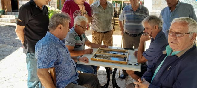Αγώνες με σκάκι, τάβλι και δηλωτή στη Στεμνίτσα