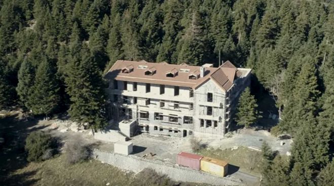 Πεντάστερο ξενοδοχείο στο παλιό &quot;Σανατόριο&quot; στα Μαγούλιανα Γορτυνίας (vd)