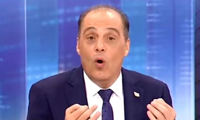 Καθολική απαγόρευση κυκλοφορίας μετά τις 6.00 το απόγευμα προτείνει ο Βελόπουλος!