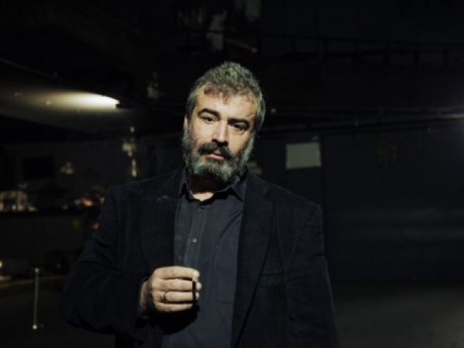 &Pi;έ&theta;&alpha;&nu;&epsilon; &omicron; &gamma;&iota;&omicron;&sigmaf; &tau;&omicron;&upsilon; &Chi;ά&rho;&rho;&upsilon; &Kappa;&lambda;&upsilon;&nu;&nu; ...