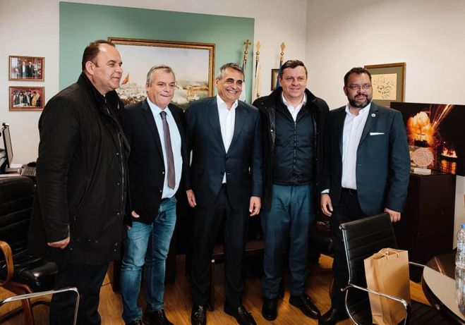 &Sigma;&upsilon;&mu;&mu;&epsilon;&tau;&omicron;&chi;ή &tau;&omicron;&upsilon; &Delta;ή&mu;&omicron;&upsilon; &Beta;ό&rho;&epsilon;&iota;&alpha;&sigmaf; &Kappa;&upsilon;&nu;&omicron;&upsilon;&rho;ί&alpha;&sigmaf; &sigma;&tau;&omicron; &Pi;&rho;ώ&tau;&omicron; &Pi;ά&rho;&kappa;&omicron; &Epsilon;&lambda;&lambda;&eta;&nu;&iota;&kappa;ή&sigmaf; &Epsilon;&pi;&alpha;&nu;ά&sigma;&tau;&alpha;&sigma;&eta;&sigmaf;