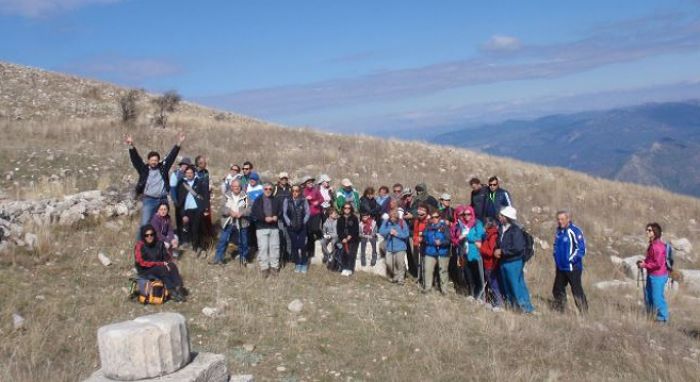 &Theta;&alpha;&upsilon;&mu;ά&sigma;&iota;&alpha; &epsilon;&xi;ό&rho;&mu;&eta;&sigma;&eta; &tau;&omicron;&upsilon; &Sigma;&Alpha;&Omicron;&Omicron; &sigma;&epsilon; &alpha;&rho;&chi;&alpha;&iota;&omicron;&lambda;&omicron;&gamma;&iota;&kappa;&omicron;ύ&sigmaf; &chi;ώ&rho;&omicron;&upsilon;&sigmaf; &tau;&eta;&sigmaf; &Alpha;&rho;&kappa;&alpha;&delta;ί&alpha;&sigmaf; (&epsilon;&iota;&kappa;ό&nu;&epsilon;&sigmaf;)