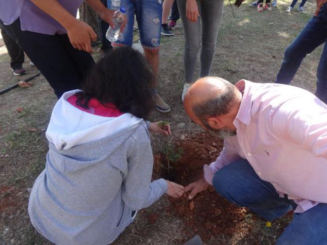 Στο κήπο του ΕΠΑΛ Άστρους μαθητές από το Ειδικό Σχολείο Μαντινείας και το ΚΔΑΠ Β. Κυνουρίας!