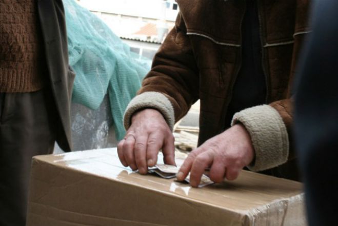 &Alpha;&rho;&kappa;&alpha;&delta;ί&alpha; | Έ&pi;&alpha;&iota;&zeta;&alpha;&nu; &tau;&omicron;&nu; "&pi;&alpha;&pi;&pi;ά" &kappa;&alpha;&iota; &tau;&omicron;&upsilon;&sigmaf; έ&pi;&iota;&alpha;&sigma;&epsilon; &eta; &Alpha;&sigma;&tau;&upsilon;&nu;&omicron;&mu;ί&alpha;!