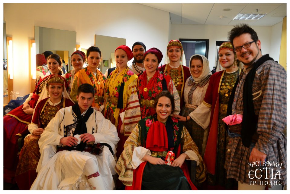 &Mu;&omicron;&upsilon;&sigma;&iota;&kappa;&omicron;&chi;&omicron;&rho;&epsilon;&upsilon;&tau;&iota;&kappa;ά &delta;&rho;ώ&mu;&epsilon;&nu;&alpha; &sigma;&tau;&omicron; Ί&delta;&rho;&upsilon;&mu;&alpha; &Kappa;&alpha;&kappa;&omicron;&gamma;&iota;ά&nu;&nu;&eta;&sigmaf; &mu;&epsilon; &tau;&eta; &Lambda;&alpha;&omicron;&gamma;&rho;&alpha;&phi;&iota;&kappa;ή &Epsilon;&sigma;&tau;ί&alpha; &Tau;&rho;ί&pi;&omicron;&lambda;&eta;&sigmaf; (&epsilon;&iota;&kappa;ό&nu;&epsilon;&sigmaf;)