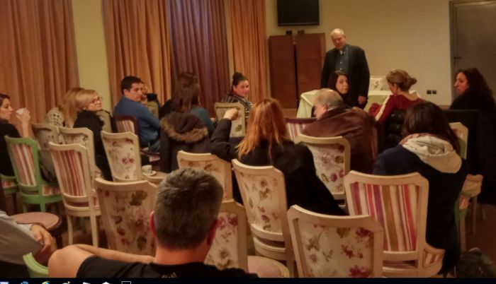 Γονείς και κηδεμόνες μαθητών άκουσε ο βουλευτής Παπαηλιού στην Τρίπολη