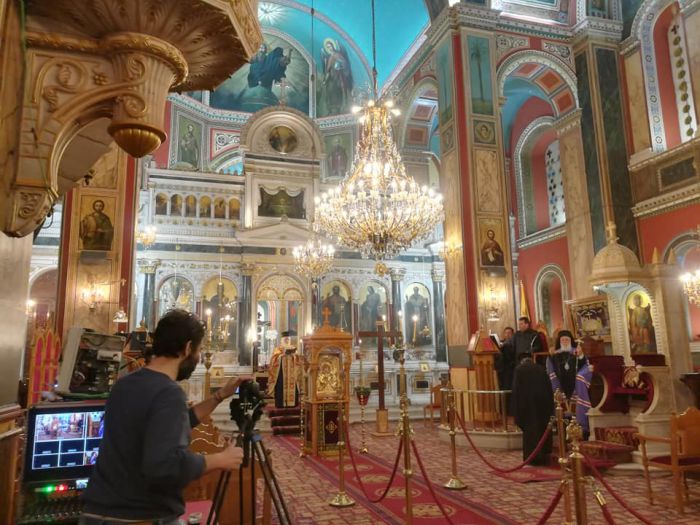 &Tau;&rho;ί&pi;&omicron;&lambda;&eta; | &Kappa;&epsilon;&kappa;&lambda;&epsilon;&iota;&sigma;&mu;έ&nu;&omega;&nu; &tau;&omega;&nu; &theta;&upsilon;&rho;ώ&nu; &eta; &Delta;' &Sigma;&tau;ά&sigma;&eta; &tau;&omega;&nu; &Chi;&alpha;&iota;&rho;&epsilon;&tau;&iota;&sigma;&mu;ῶ&nu; &tau;&eta;&sigmaf; &Theta;&epsilon;&omicron;&tau;ό&kappa;&omicron;&upsilon; &sigma;&tau;&omicron;&nu; &Mu;&eta;&tau;&rho;&omicron;&pi;&omicron;&lambda;&iota;&tau;&iota;&kappa;ό &Nu;&alpha;ό (&epsilon;&iota;&kappa;ό&nu;&epsilon;&sigmaf;)