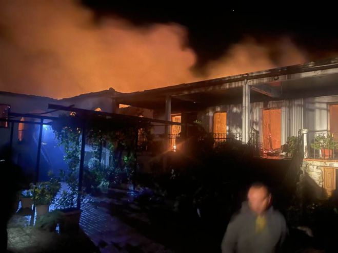 &Mu;&epsilon;&gamma;ά&lambda;&eta; &pi;&upsilon;&rho;&kappa;&alpha;&gamma;&iota;ά &sigma;&tau;&omicron; &Mu;&epsilon;&tau;ό&chi;&iota; &tau;&eta;&sigmaf; &Mu;&omicron;&nu;ή&sigmaf; &Pi;&alpha;&nu;&alpha;&gamma;ί&alpha;&sigmaf; &tau;&eta;&sigmaf; &Kappa;&alpha;&nu;&delta;ή&lambda;&alpha;&sigmaf;