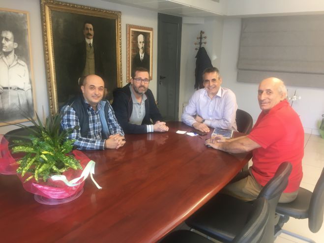 &Mu;&epsilon; &tau;&eta; &delta;&iota;&omicron;ί&kappa;&eta;&sigma;&eta; &tau;&omicron;&upsilon; &Sigma;&upsilon;&nu;&delta;έ&sigma;&mu;&omicron;&upsilon; &Epsilon;&pi;&iota;&chi;&epsilon;&iota;&rho;ή&sigma;&epsilon;&omega;&nu; &tau;&eta;&sigmaf; &Beta;&Iota;&Pi;&Epsilon; &sigma;&upsilon;&nu;&alpha;&nu;&tau;ή&theta;&eta;&kappa;&epsilon; &omicron; &Delta;ή&mu;&alpha;&rho;&chi;&omicron;&sigmaf; &Tau;&rho;ί&pi;&omicron;&lambda;&eta;&sigmaf;