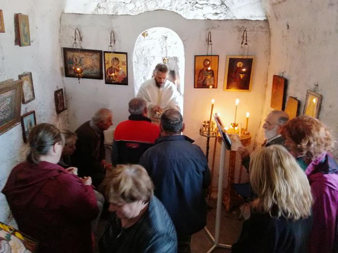 &Pi;&epsilon;&zeta;&omicron;&pi;&omicron;&rho;ί&alpha; &kappa;&alpha;&iota; &Theta;&epsilon;ί&alpha; &Lambda;&epsilon;&iota;&tau;&omicron;&upsilon;&rho;&gamma;ί&alpha; &sigma;&tau;&eta; &beta;&omicron;&upsilon;&nu;&omicron;&kappa;&omicron;&rho;&phi;ή &tau;&omicron;&upsilon; &Pi;&rho;&omicron;&phi;ή&tau;&omicron;&upsilon; &Eta;&lambda;ί&alpha; &sigma;&tau;&omicron; &Mu;&alpha;ί&nu;&alpha;&lambda;&omicron; (&epsilon;&iota;&kappa;ό&nu;&epsilon;&sigmaf;)
