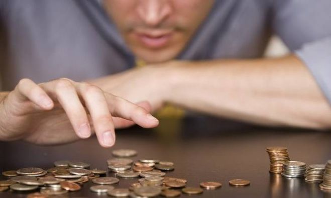 &Eta; &gamma;&epsilon;&nu;&iota;ά &tau;&omega;&nu; 100 &epsilon;&upsilon;&rho;ώ | &Delta;&omicron;&upsilon;&lambda;&epsilon;&iota;έ&sigmaf; &mu;&epsilon; &mu;&epsilon;&rho;&omicron;&kappa;ά&mu;&alpha;&tau;&alpha; &tau;&omega;&nu; 2 &epsilon;&upsilon;&rho;ώ &tau;&eta;&nu; ώ&rho;&alpha; ...