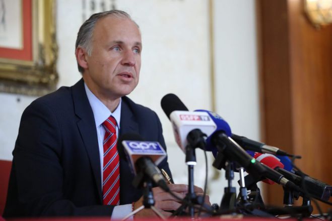 &Epsilon;&rho;&alpha;&sigma;&iota;&tau;έ&chi;&nu;&eta;&sigmaf; &Omicron;&lambda;&upsilon;&mu;&pi;&iota;&alpha;&kappa;ό&sigmaf;: &laquo;&Alpha;&pi;&alpha;&gamma;&omega;&gamma;ή, &omicron;&mu;&eta;&rho;ί&alpha; &kappa;&alpha;&iota; &beta;&alpha;&sigma;&alpha;&nu;&iota;&sigma;&tau;ή&rho;&iota;&alpha; &kappa;&alpha;&tau;ά &omicron;&pi;&alpha;&delta;ώ&nu; &mu;&alpha;&sigmaf;&raquo; - &Kappa;ά&lambda;&epsilon;&sigma;&mu;&alpha; &gamma;&iota;&alpha; &mu;&alpha;&zeta;&iota;&kappa;έ&sigmaf; &alpha;&gamma;&omega;&gamma;έ&sigmaf;