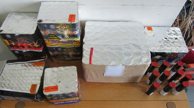 Σύλληψη στο Λεωνίδιο για βεγγαλικά και πυροτεχνήματα!