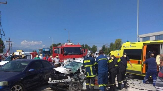 &Epsilon;&iota;&kappa;ό&nu;&epsilon;&sigmaf; &sigma;&omicron;&kappa; &sigma;&tau;&eta;&nu; &Kappa;&alpha;&rho;&delta;ί&tau;&sigma;&alpha; | Έ&nu;&alpha;&sigmaf; 42&chi;&rho;&omicron;&nu;&omicron;&sigmaf; &nu;&epsilon;&kappa;&rho;ό&sigmaf; &alpha;&pi;ό &sigma;ύ&gamma;&kappa;&rho;&omicron;&upsilon;&sigma;&eta; &alpha;&upsilon;&tau;&omicron;&kappa;&iota;&nu;ή&tau;&omega;&nu; (vd)