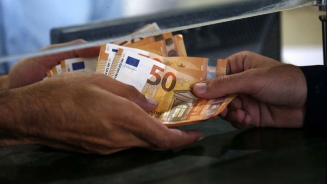 Ξεκίνησε σταδιακά η πληρωμή του κοινωνικού μερίσματος