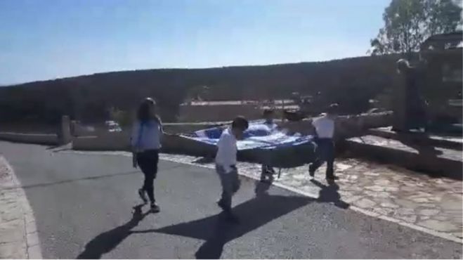 Συγκινεί η παρέλαση με τους τρεις μαθητές της Γαύδου