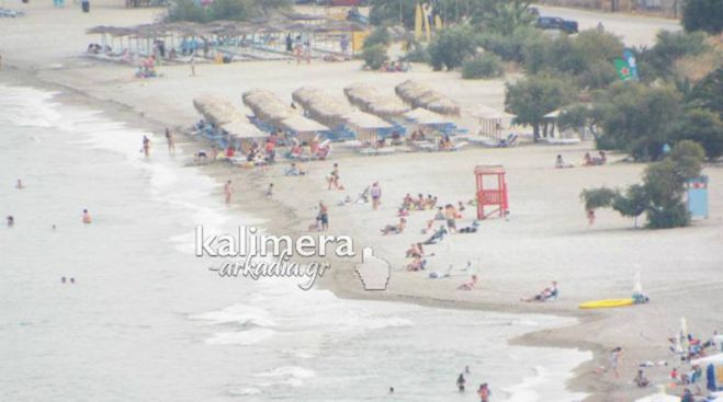 &laquo;&Alpha;&nu;ά&sigma;&epsilon;&sigmaf; &delta;&rho;&omicron;&sigma;&iota;ά&sigmaf;&raquo; &omicron;&iota; &beta;&omicron;&upsilon;&tau;&iota;έ&sigmaf; &sigma;&tau;&omicron; &kappa;&alpha;&upsilon;&tau;ό &Pi;&alpha;&rho;ά&lambda;&iota;&omicron; Ά&sigma;&tau;&rho;&omicron;&sigmaf; (&epsilon;&iota;&kappa;ό&nu;&epsilon;&sigmaf;)