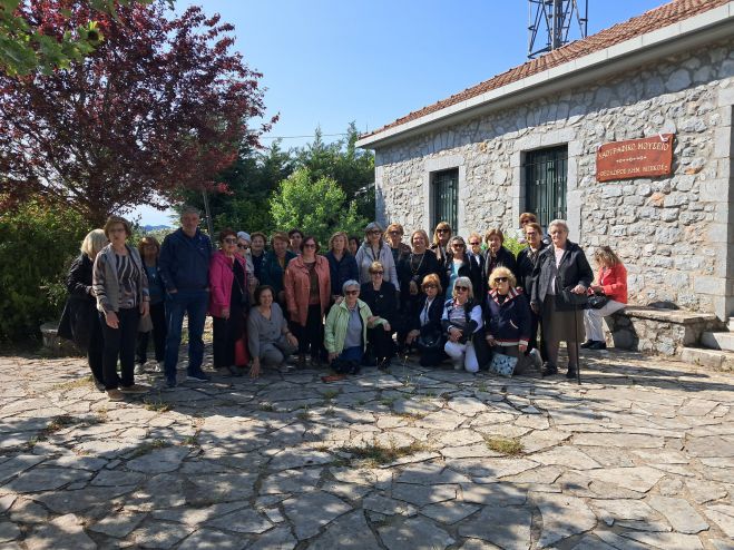 Εκδρομή του ΚΑΠΗ του Δήμου Τρίπολης στο λαογραφικό Μουσείο στην Άνω Δαβιά