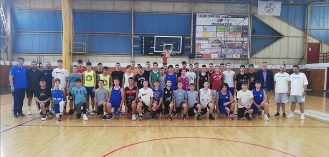 &Sigma;&tau;&eta; &Mu;&epsilon;&gamma;&alpha;&lambda;ό&pi;&omicron;&lambda;&eta; &omicron;&iota; &pi;&rho;&omicron;&pi;&omicron;&nu;ή&sigma;&epsilon;&iota;&sigmaf; &kappa;&lambda;&iota;&mu;&alpha;&kappa;ί&omicron;&upsilon; &tau;&eta;&sigmaf; &Epsilon;.&Omicron;.&Kappa;.