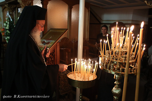 &Eta; &epsilon;&omicron;&rho;&tau;ή &tau;&omicron;&upsilon; &Alpha;&gamma;ί&omicron;&upsilon; &Nu;&iota;&kappa;&omicron;&lambda;ά&omicron;&upsilon; &sigma;&tau;&omicron; &mu;&iota;&kappa;&rho;ό &chi;&omega;&rho;&iota;&omicron;&upsilon;&delta;ά&kappa;&iota; &Pi;ά&pi;&alpha;&rho;&iota; &Alpha;&rho;&kappa;&alpha;&delta;ί&alpha;&sigmaf; (&epsilon;&iota;&kappa;ό&nu;&epsilon;&sigmaf;)