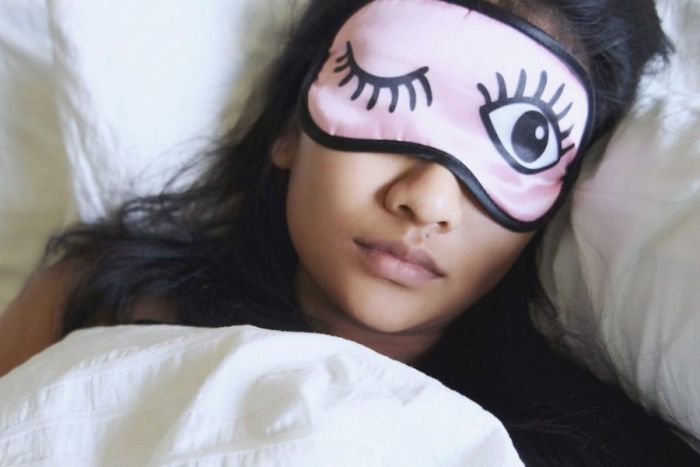 Μυστικά για να ξανακοιμηθείς αν ξυπνήσεις στη μέση της νύχτας