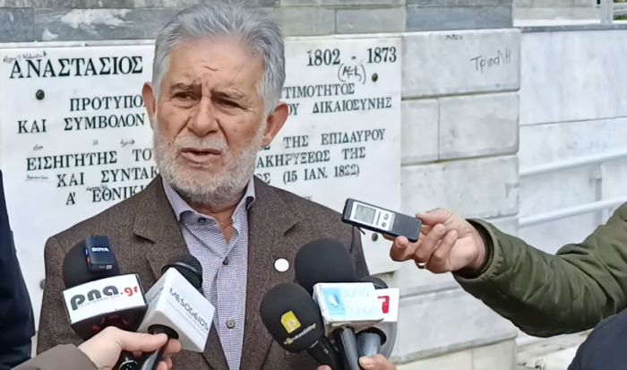 Μπένος για τις κατολισθήσεις στη Γορτυνία: "Αν περνούσε ένα λεωφορείο, θα είχαμε μία νέα τραγωδία παρόμοια με τα Τέμπη" (vd)