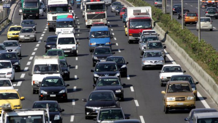 «Κλείδωσαν» τα τέλη κυκλοφορίας - Αυξήσεις στα ΙΧ έως 10 ετών - Μειώσεις τα παλαιότερα