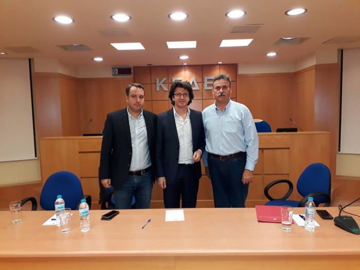 Στην συνεδρίαση της Επιτροπής Παιδείας της ΚΕΔΕ ο Δημήτρης Κοσκινάς