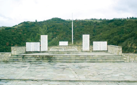 Μνημόσυνο για τους 212 Έλληνες πατριώτες που εκτελέσθηκαν στη θέση «Βίγλες»