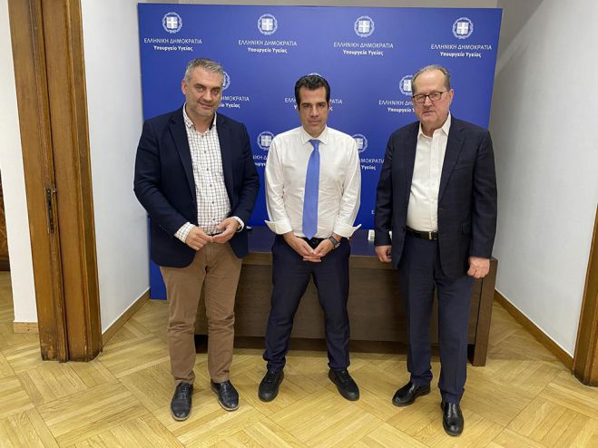 &Nu;ί&kappa;&alpha;&sigmaf; &sigma;&epsilon; &Pi;&lambda;&epsilon;ύ&rho;&eta;: "&Pi;&rho;έ&pi;&epsilon;&iota; &nu;&alpha; &alpha;&nu;&alpha;&beta;&alpha;&theta;&mu;&iota;&sigma;&tau;&omicron;ύ&nu; &tau;&alpha; &Nu;&omicron;&sigma;&omicron;&kappa;&omicron;&mu;&epsilon;ί&alpha; &sigma;&tau;&eta;&nu; &Pi;&epsilon;&rho;&iota;&phi;έ&rho;&epsilon;&iota;&alpha; &Pi;&epsilon;&lambda;&omicron;&pi;&omicron;&nu;&nu;ή&sigma;&omicron;&upsilon;. &Delta;&epsilon;&nu; &mu;&pi;&omicron;&rho;&epsilon;ί &omicron; &kappa;ό&sigma;&mu;&omicron;&sigmaf; &nu;&alpha; &phi;&epsilon;ύ&gamma;&epsilon;&iota; &gamma;&iota;&alpha; &tau;&eta;&nu; &Alpha;&theta;ή&nu;&alpha; &kappa;&alpha;&iota; &tau;&eta;&nu; &Pi;ά&tau;&rho;&alpha;"