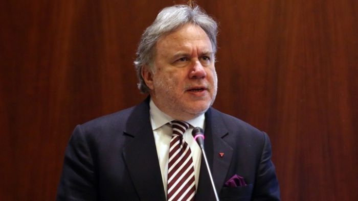 Κατρούγκαλος: &quot;Δεν υπήρξαν ποτέ συντάξεις των 20.000 ευρώ&quot;